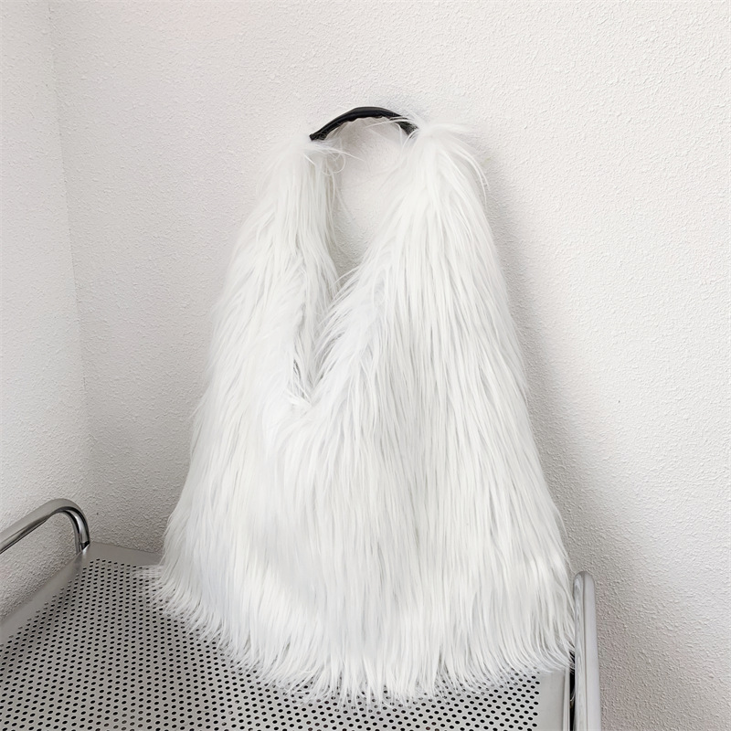 Sac à Main en Fausse Fourrure  - Streetwear Brand Bag avis et prix