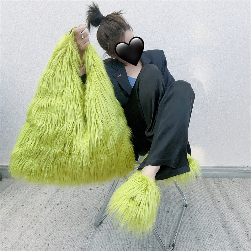 Sac à Main en Fausse Fourrure  - Streetwear Brand Bag avis et prix
