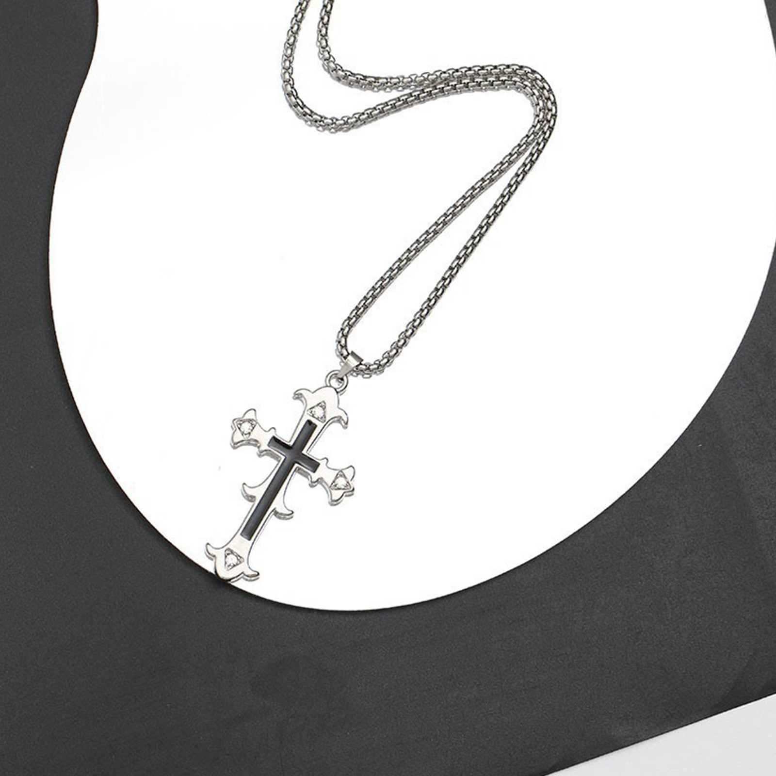 Collier pendentif croix chrome - Chrome Hearts Ring avis et prix